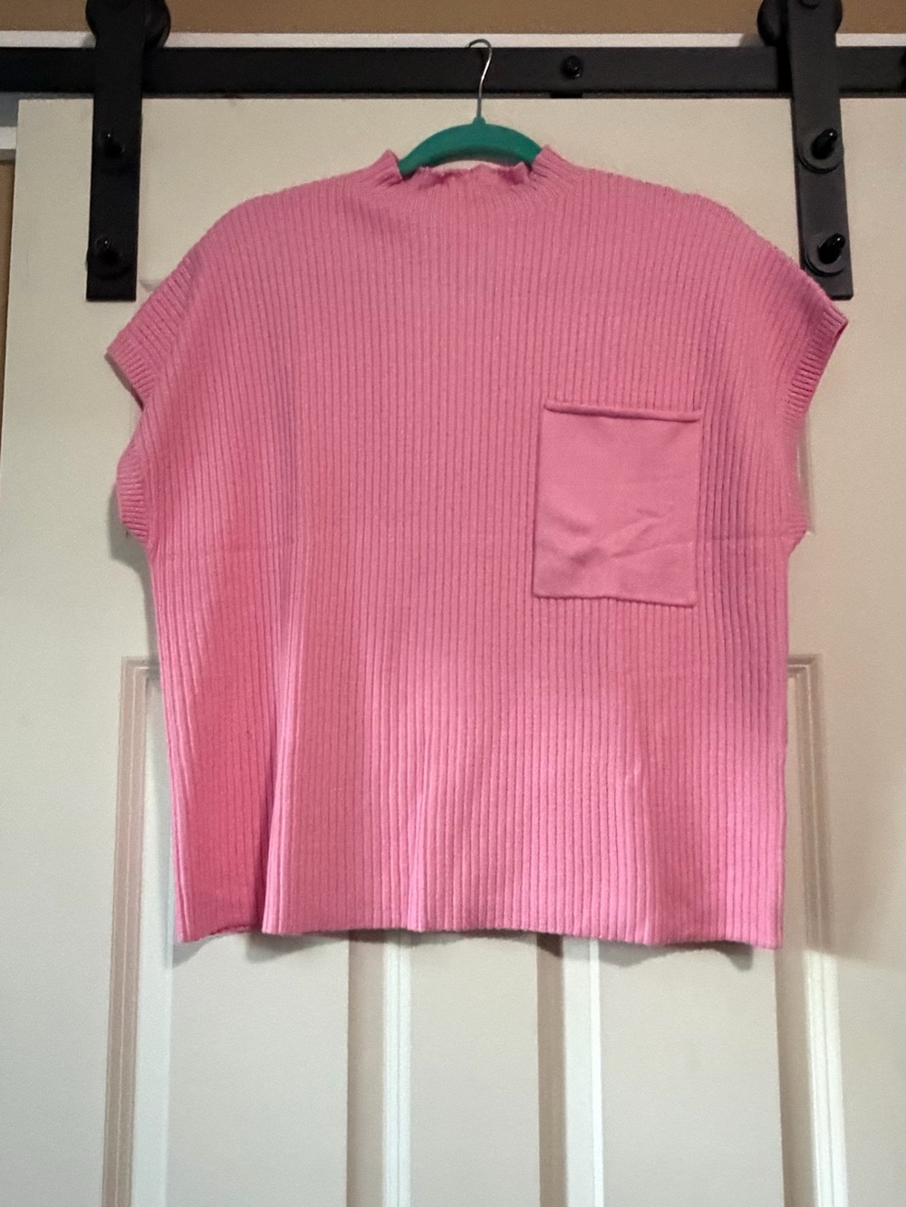 Women's Pink Ribbed Short-Sleeve Sweater Top with Chest Pocket